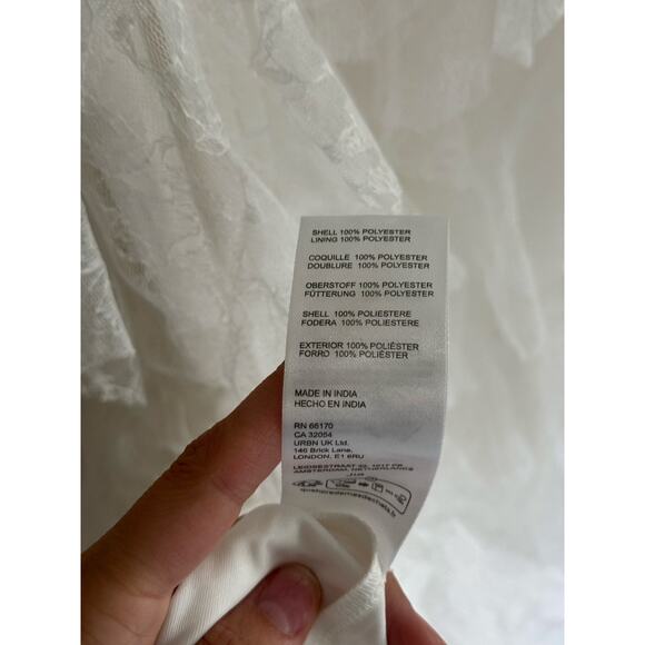 BHLDN Jia Bias Cut White Lace Ruffled V-Neck Gown Size 6 - Picture 12 of 12